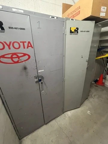 TOYOTA LOT 20-01